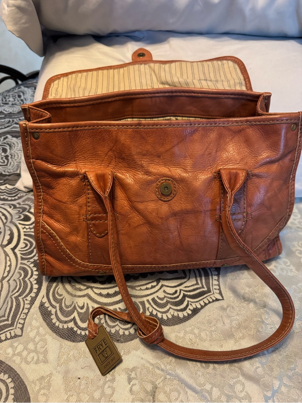 Vintage Frye Campus Leather Satchel/Handbag in Camel Brown - Picture 13 of 15